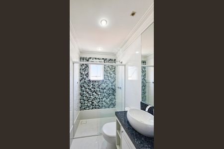 Apartamento à venda com 104m², 2 quartos e 2 vagasBanheiro 