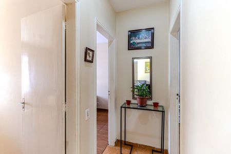 Apartamento à venda com 75m², 3 quartos e sem vaga Apartamento à venda com 75m², 3 quartos e sem vagaCorredor