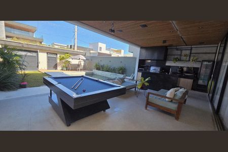 Casa de condomínio à venda com 380m², 3 quartos e 3 vagas