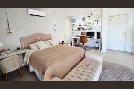 Casa de condomínio à venda com 380m², 3 quartos e 3 vagas