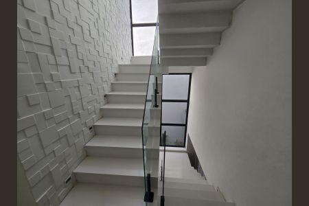 Casa de condomínio à venda com 380m², 3 quartos e 3 vagas