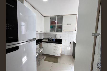 Apartamento à venda com 103m², 3 quartos e 2 vagas Apartamento à venda com 103m², 3 quartos e 2 vagasCozinha