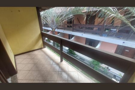 Casa de condomínio para alugar com 75m², 3 quartos e 1 vaga Casa de condomínio para alugar com 75m², 3 quartos e 1 vagaVaranda