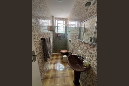 Apartamento à venda com 60m², 3 quartos e 2 vagasBanheiro 2