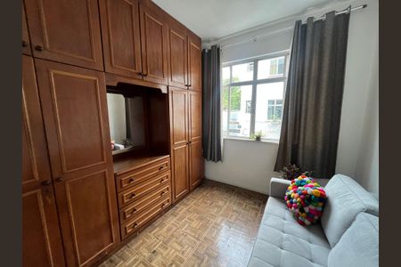 Apartamento à venda com 60m², 3 quartos e 2 vagasQuarto 3