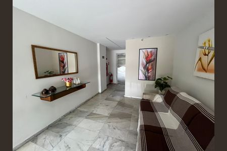 Apartamento à venda com 60m², 3 quartos e 2 vagasHall de entrada