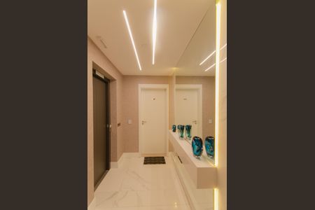 Apartamento à venda com 140m², 3 quartos e 3 vagas Apartamento à venda com 140m², 3 quartos e 3 vagasHall de entrada