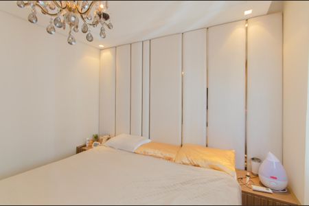 Apartamento à venda com 140m², 3 quartos e 3 vagas Apartamento à venda com 140m², 3 quartos e 3 vagasSuíte 2