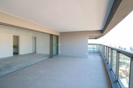 Apartamento à venda com 180m², 3 quartos e 3 vagasVaranda