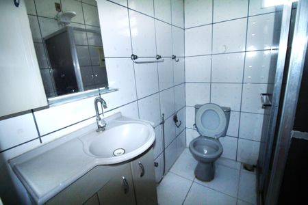 Apartamento para alugar com 60m², 2 quartos e sem vagaBanheiro