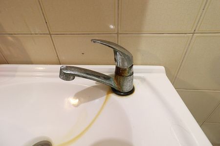 Casa de condomínio à venda com 120m², 2 quartos e 1 vagaLavabo - Torneira