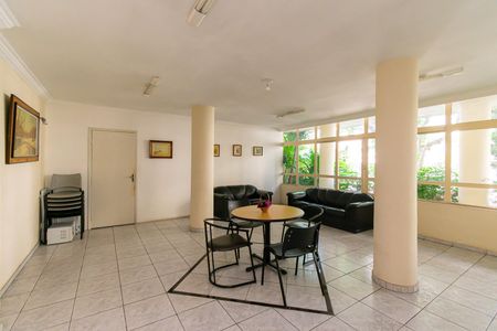 Apartamento à venda com 53m², 2 quartos e sem vagaÁrea comum