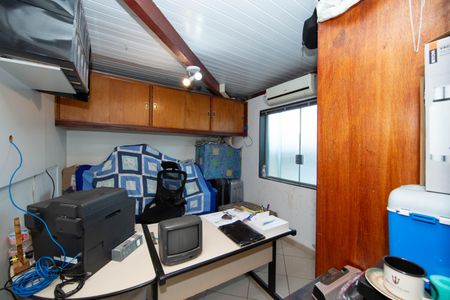 Casa à venda com 1200m², 10 quartos e 5 vagasQUARTO4