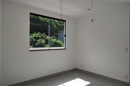 Casa de condomínio à venda com 120m², 3 quartos e 2 vagasQuarto 3 - Suíte