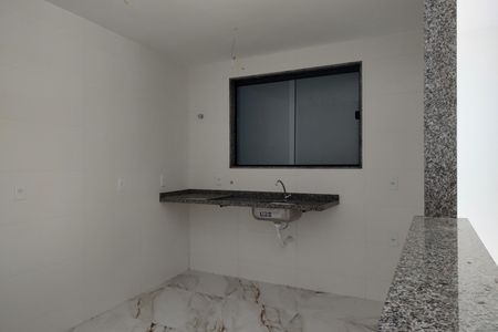 Cozinha de casa de condomínio para alugar com 3 quartos, 120m² em Taquara, Rio de Janeiro