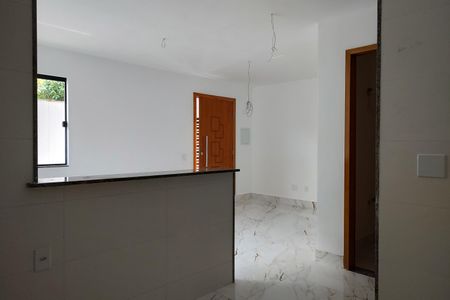 Casa de condomínio à venda com 120m², 3 quartos e 2 vagasCozinha 