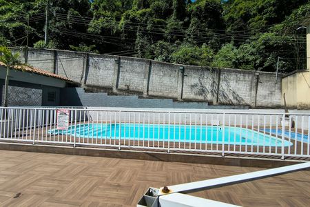 Casa de condomínio à venda com 120m², 3 quartos e 2 vagasÁrea comum - Piscina