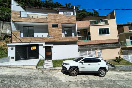 Casa de condomínio à venda com 120m², 3 quartos e 2 vagasFachada