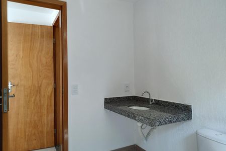 Casa de condomínio à venda com 120m², 3 quartos e 2 vagasBanheiro da Suíte 1