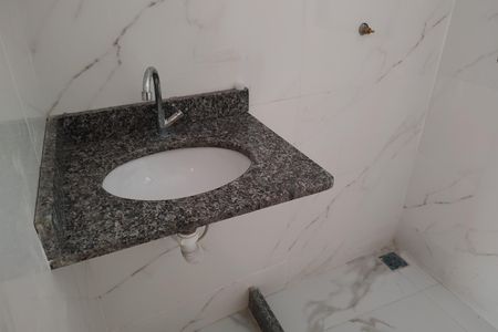 Casa de condomínio à venda com 120m², 3 quartos e 2 vagasBanheiro da Suíte 2