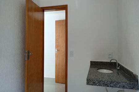 Casa de condomínio à venda com 120m², 3 quartos e 2 vagasBanheiro da Suíte 1