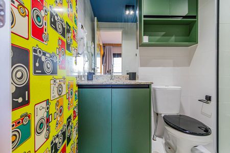 Banheiro de apartamento para alugar com 1 quarto, 24m² em Pompeia, São Paulo