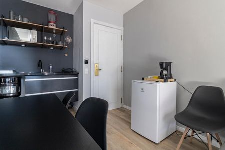 Apartamento à venda com 36m², 1 quarto e 1 vaga Apartamento à venda com 36m², 1 quarto e 1 vagaSala de Jantar