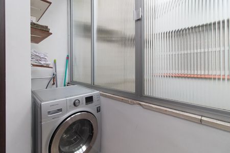 Apartamento à venda com 57m², 1 quarto e sem vagaÁrea de Serviço