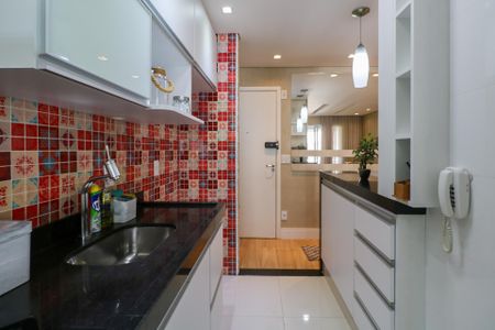 Apartamento à venda com 65m², 2 quartos e 1 vagaCozinha