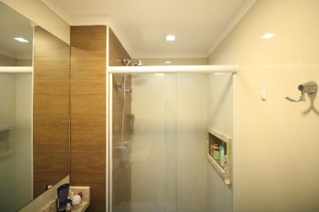 Apartamento à venda com 65m², 2 quartos e 1 vagaBanheiro da Suíte