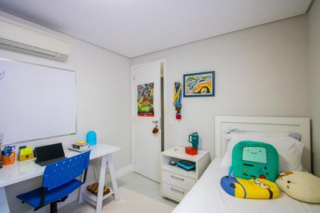 Apartamento à venda com 126m², 3 quartos e 2 vagas Apartamento à venda com 126m², 3 quartos e 2 vagasQuarto 3