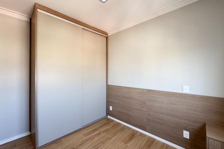 Apartamento à venda com 63m², 2 quartos e 2 vagas Apartamento à venda com 63m², 2 quartos e 2 vagasSuíte