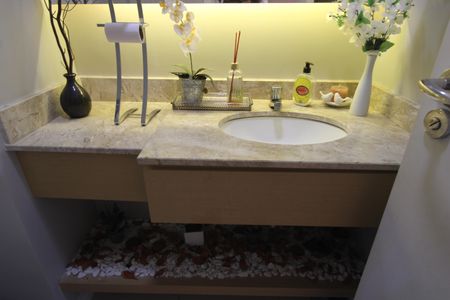 Apartamento à venda com 167m², 4 quartos e 3 vagasLavabo
