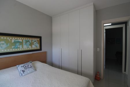 Apartamento à venda com 167m², 4 quartos e 3 vagasSuíte 2