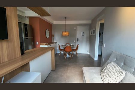 Sala de apartamento para alugar com 2 quartos, 45m² em Barra Olímpica, Rio de Janeiro