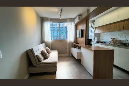 Sala de apartamento à venda com 2 quartos, 45m² em Barra Olímpica, Rio de Janeiro
