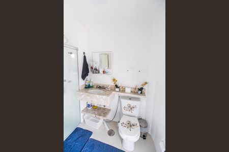 Apartamento à venda com 109m², 3 quartos e 2 vagas Apartamento à venda com 109m², 3 quartos e 2 vagasBanheiro da Suíte