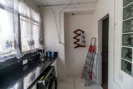 Apartamento à venda com 109m², 3 quartos e 2 vagas Apartamento à venda com 109m², 3 quartos e 2 vagasÁrea de Serviço