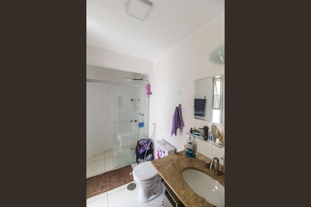 Apartamento à venda com 109m², 3 quartos e 2 vagas Apartamento à venda com 109m², 3 quartos e 2 vagasBanheiro 2