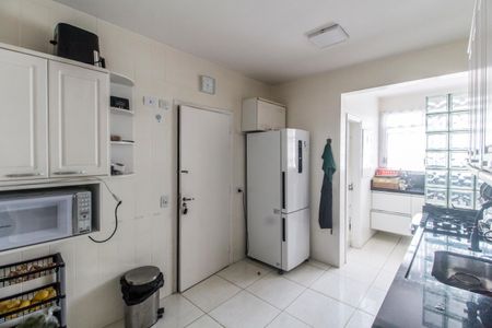 Apartamento à venda com 109m², 3 quartos e 2 vagas Apartamento à venda com 109m², 3 quartos e 2 vagasCozinha