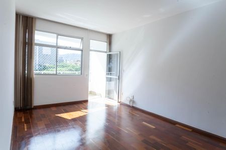 Apartamento à venda com 115m², 3 quartos e 1 vaga Apartamento à venda com 115m², 3 quartos e 1 vagasala