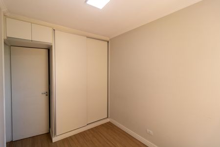 Apartamento à venda com 56m², 2 quartos e 1 vagaQuarto 02