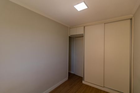 Apartamento à venda com 56m², 2 quartos e 1 vagaQuarto 02