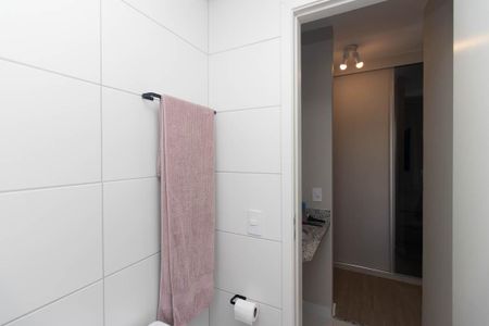 Apartamento à venda com 55m², 2 quartos e 1 vaga Apartamento à venda com 55m², 2 quartos e 1 vagaBanheiro da Suíte