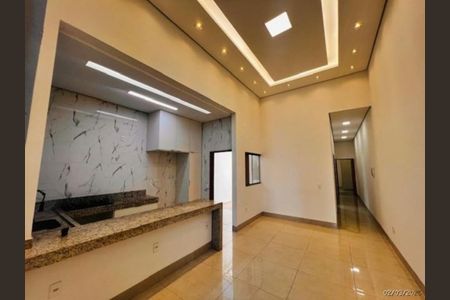 Casa para alugar com 100m², 3 quartos e 1 vaga Casa para alugar com 100m², 3 quartos e 1 vagaSala