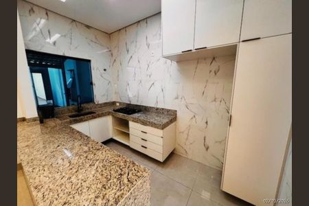 Casa para alugar com 100m², 3 quartos e 1 vaga Casa para alugar com 100m², 3 quartos e 1 vagaCozinha