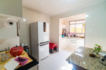 Casa à venda com 165m², 2 quartos e 2 vagas Casa à venda com 165m², 2 quartos e 2 vagasCozinha