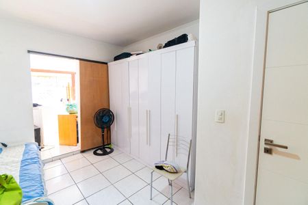 Quarto 2 de casa à venda com 2 quartos, 165m² em Vila Guarani (zona Sul), São Paulo
