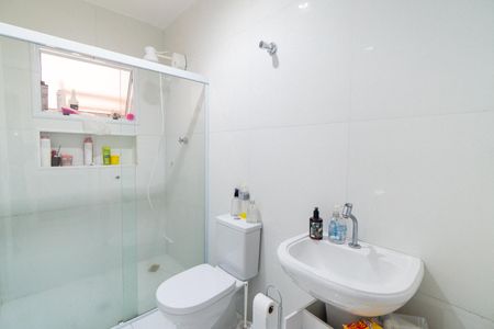 Banheiro de casa à venda com 2 quartos, 165m² em Vila Guarani (zona Sul), São Paulo