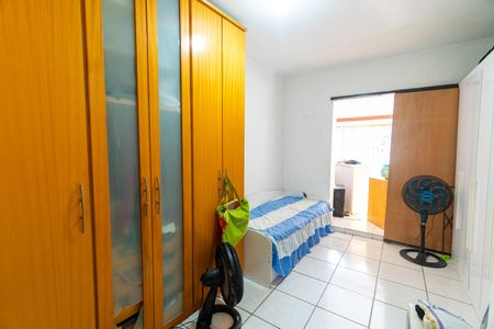 Casa à venda com 165m², 2 quartos e 2 vagas Casa à venda com 165m², 2 quartos e 2 vagasQuarto 2
